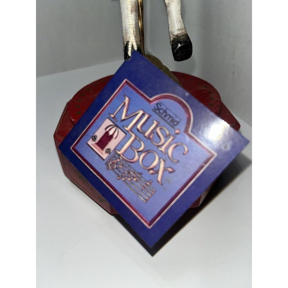 Vintage 1984 Carved Schmid CAROUSEL HORSE MUSIC BOX Dont Cry For Me Argentina - Picture 8 of 13